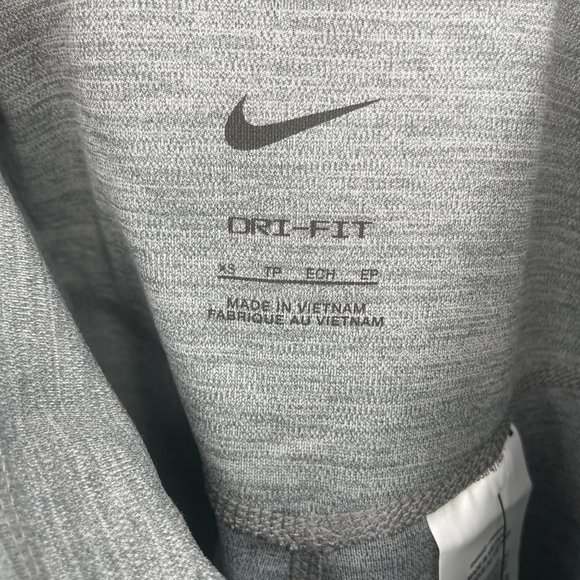 Nike One Women's Dri Fit Crop Length Leggings Grey Size XS - Picture 6 of 7